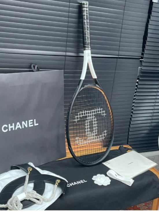 Custom Coco Tennisrackets Set - Luxe Designer Tennis Equipment met Leren Koffertje